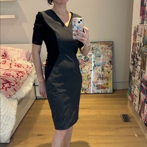 Elie Tahari Elegant  Black Dress